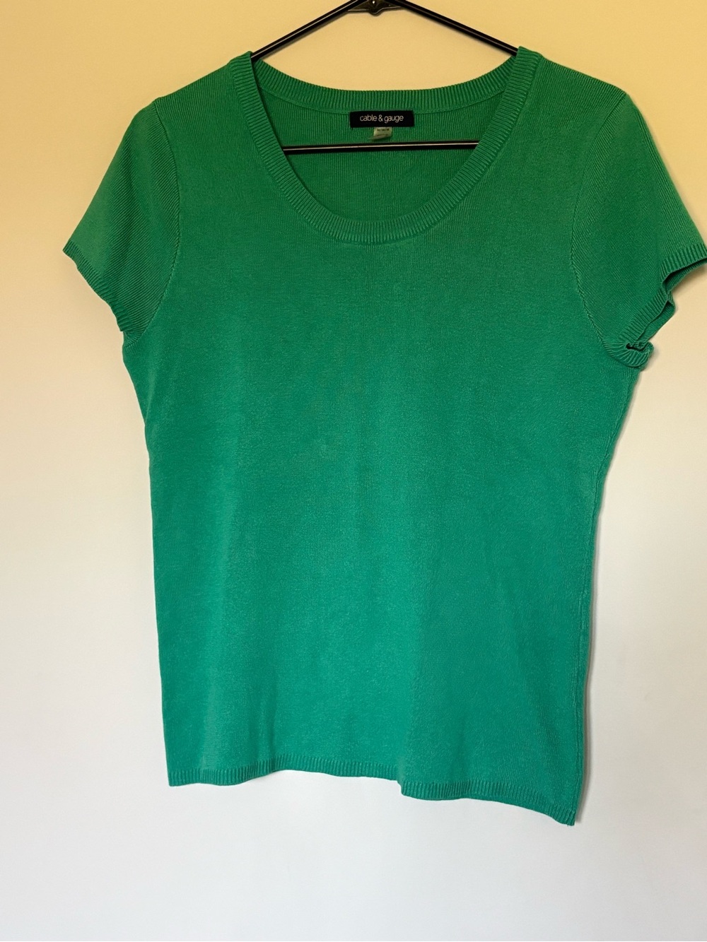 Cable & Gauge Emerald Green Short Sleeve Knit Top